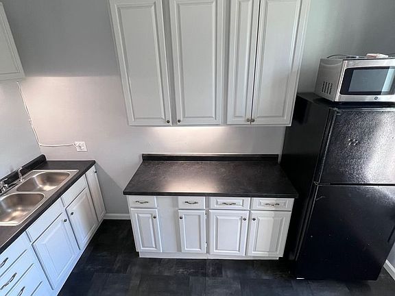 4th image of 1528 S Saint Louis Ave APT 2
