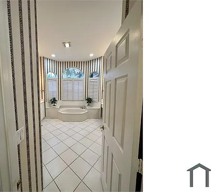 16826 SW 51st St — Photo 32