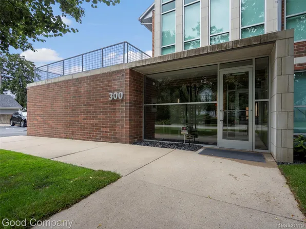 300 Hamilton St APT 101, Plymouth, MI 48170