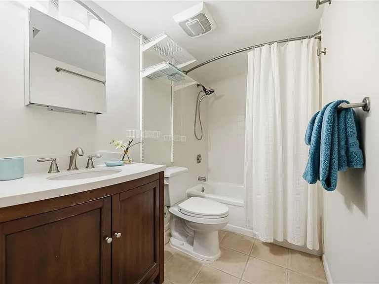 1626 Brookhouse Dr #235 — Photo 23