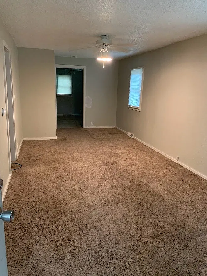 2 bed, 792 sqft, $1,200 — Photo 4