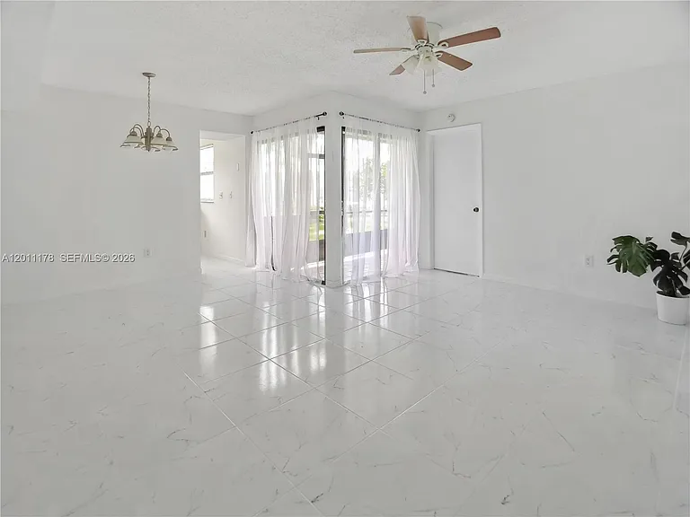 1151 N Liberty Ave #1151F — Photo 7