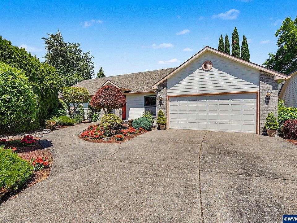 1st image of 6683 Brookhollow Ct NE