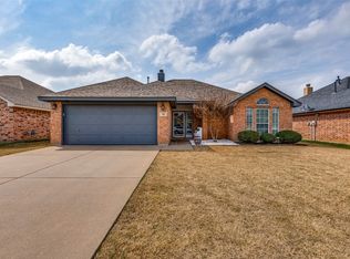 705 Hill Ln, Cleburne, TX 76033
