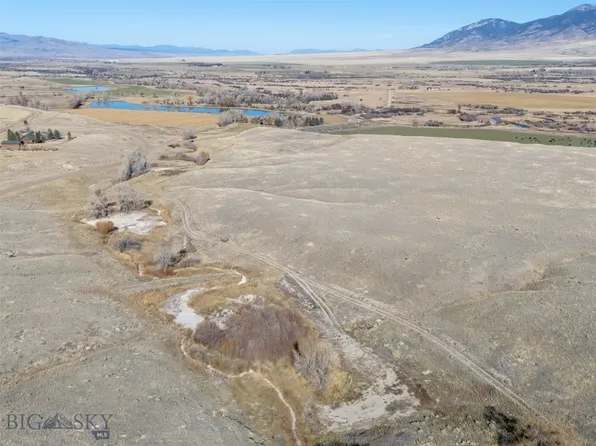 Lewis Ln, Twin Bridges, MT 59754