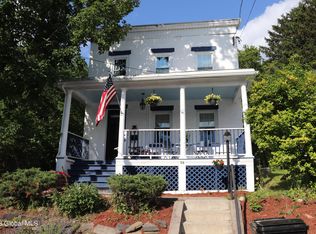 34 Defreest Ave, Troy, NY 12180