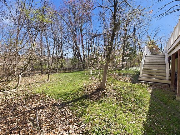 3rd image of 18 Wyman Rd