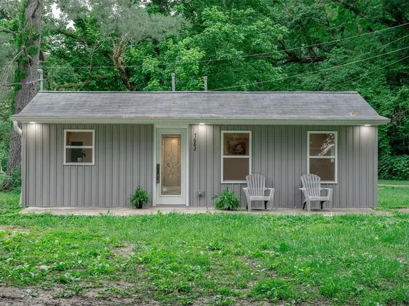 7682 Hollow Dr, Cedar Hill, MO 63016