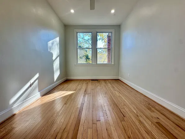 709 Kearny St NE APT 1, Washington, DC 20017