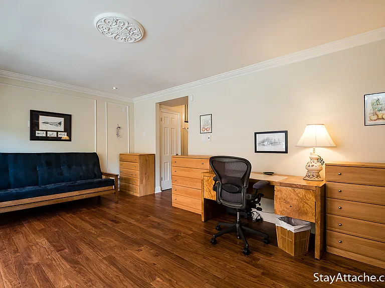 615 G St SW — Photo 22
