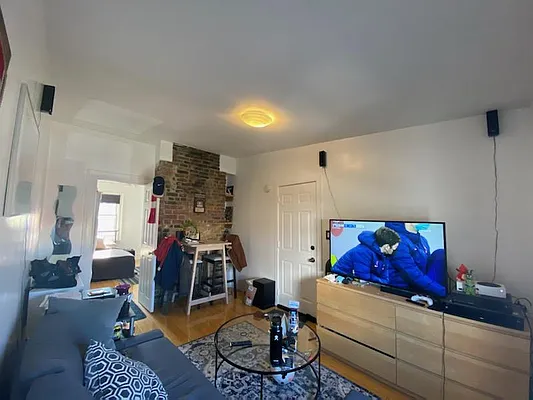 Rented by A P Realty Group NY LTD | media 4