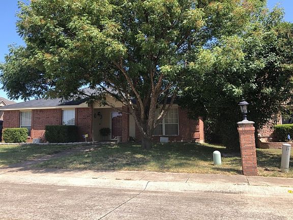 2nd image of 519 San Pedro Ave