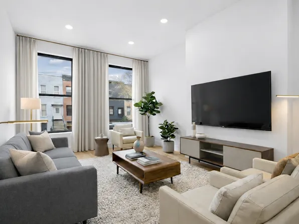 203 Cornelia Street image 1 of 8