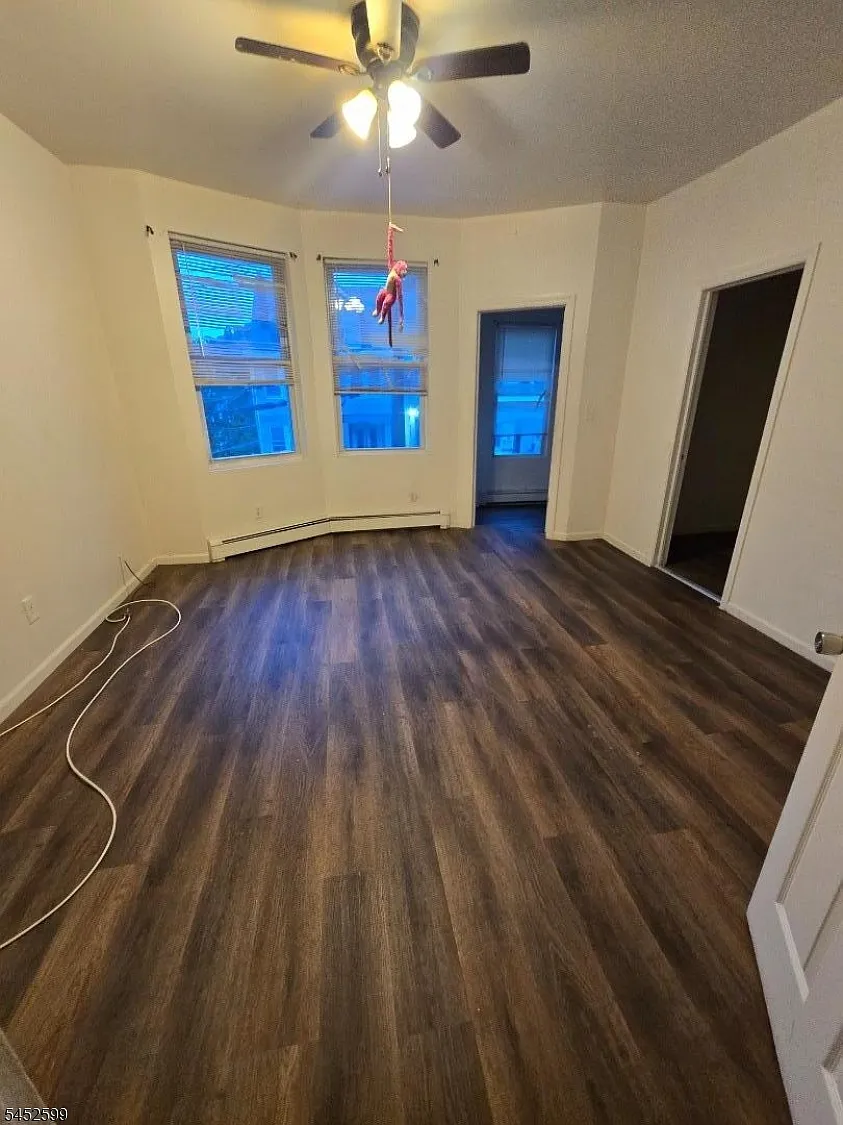 3 bed, 1.0 bath, $2,600 — Photo 4