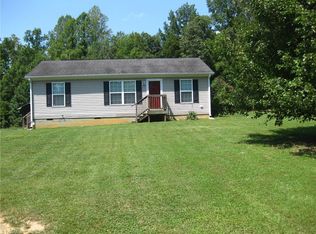 1208 Foxfire Rd, Asheboro, NC 27205