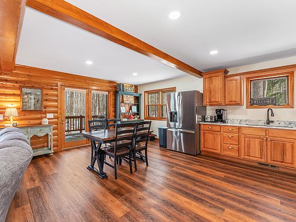 4th image of 8250 Maplewood Ln #16