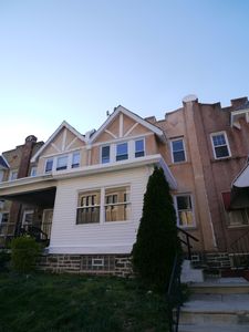 325 E Sharpnack St, Philadelphia, PA, 19119