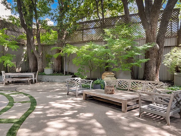 3610 Congress Ave — Photo 39