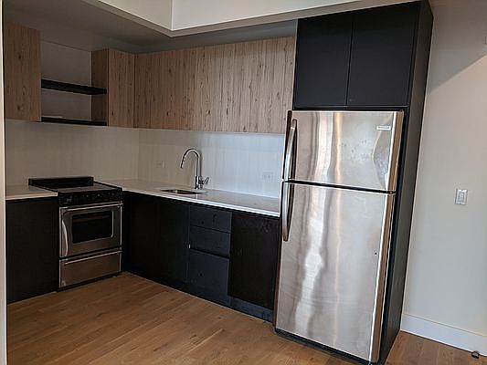 2nd image of 345 Cypress Ave #2C