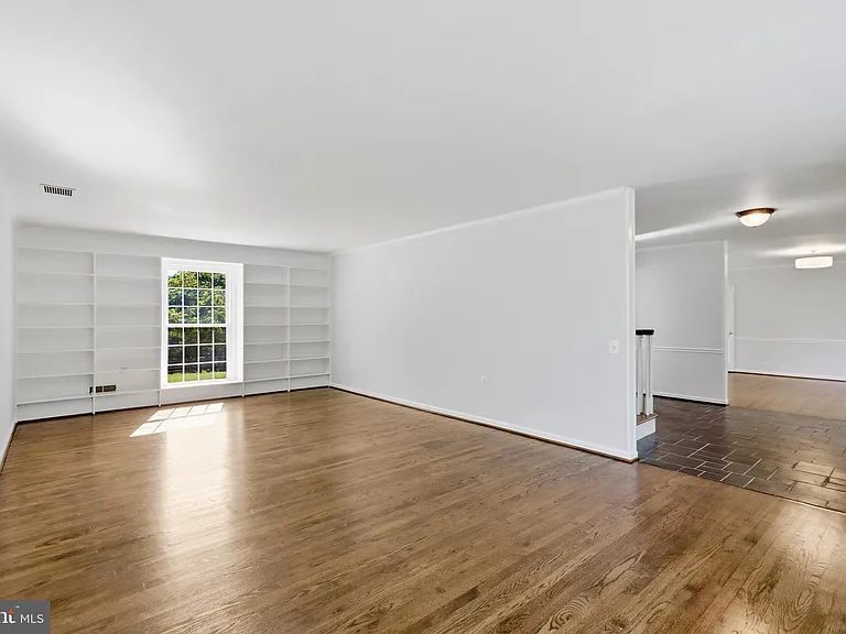 39088 Bolington Rd — Photo 6