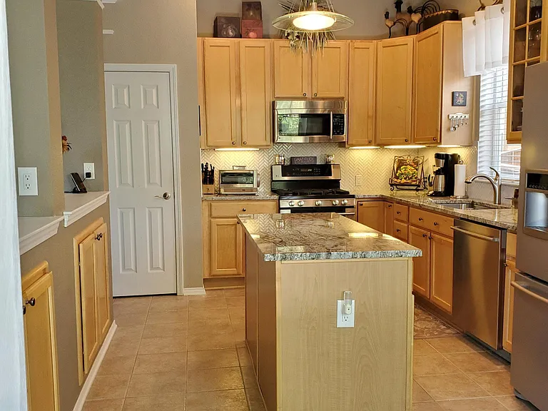 10272 Riverstone Dr — Photo 9