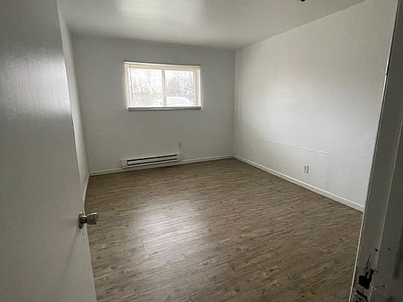 5th image of 744 E Michigan Ave #3