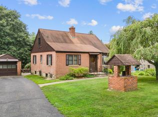 4 Milan St, Ansonia, CT 06401