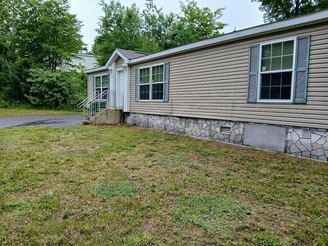 13 Evergreen Ln, Marlborough, NH 03455 | Zillow