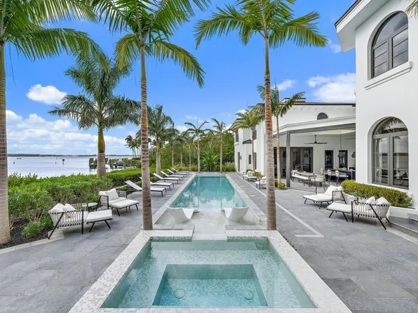 6440 SE Harbor Circle, Stuart, FL 34996