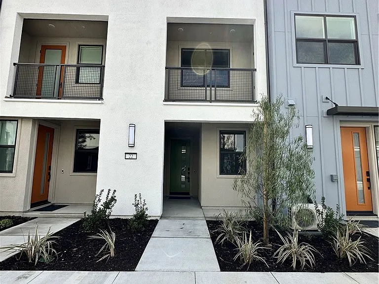 4076 E Luna Paseo #22 — Photo 1