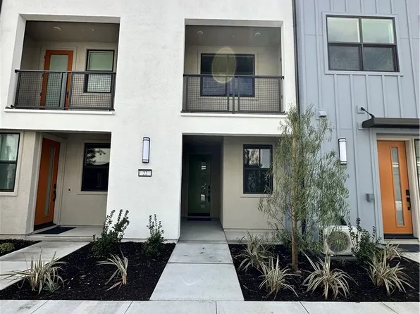 4076 E Luna Paseo Unit 22, Ontario, CA 91764