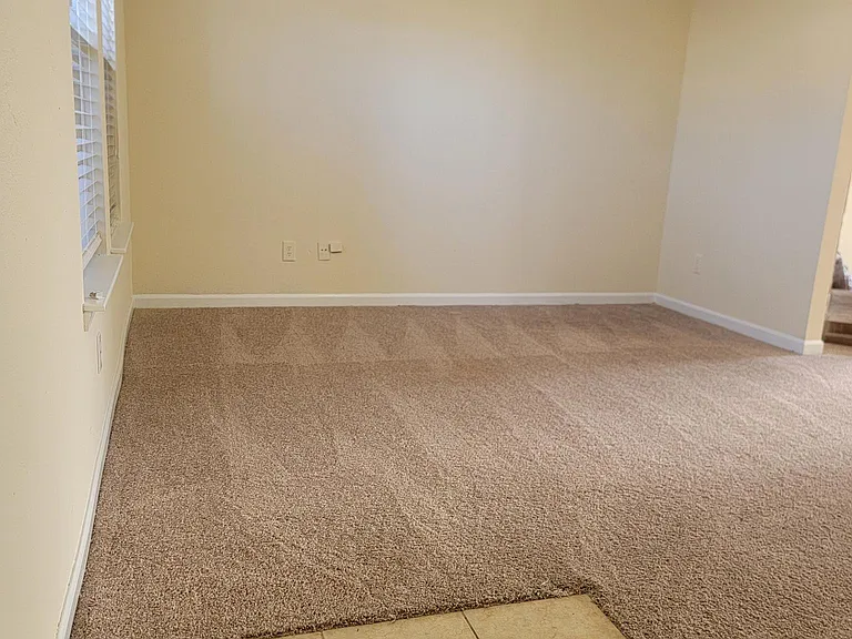 3418 Westview Dr — Photo 2