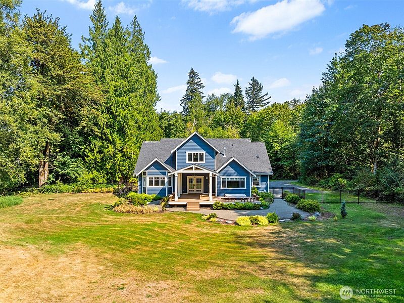 3rd image of 1640 Springwood Avenue NE