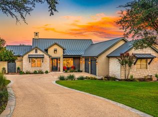 3941 Oak Park Dr, Kerrville, TX 78028