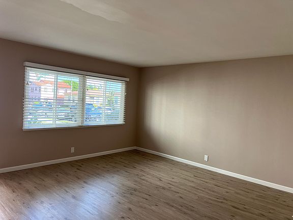 3rd image of 3901 E Mayfield St APT 1