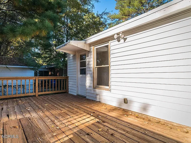 1302 Cotten Rd — Photo 24