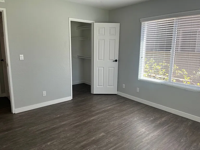 Corona Pointe Resort — Photo 148