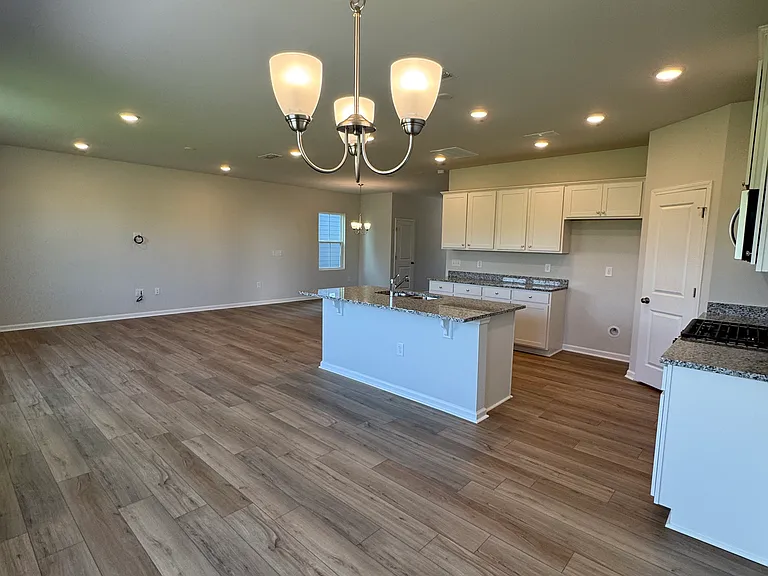721 Branthurst Dr — Photo 6