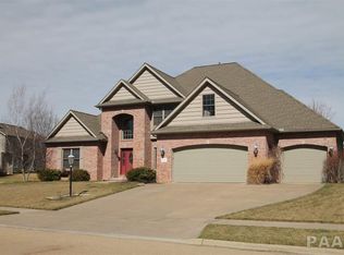 509 W Copperfield Dr, Dunlap, IL 61525