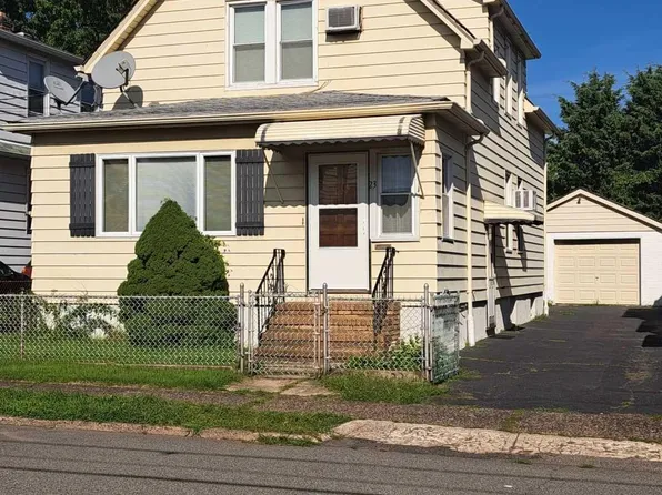 23 Halstead Ave, Wallington, NJ 07057
