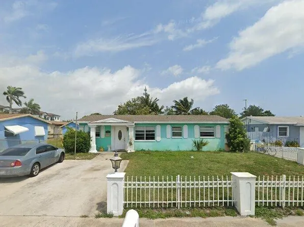 207 NE 6th Avenue, Boynton Beach, FL 33435