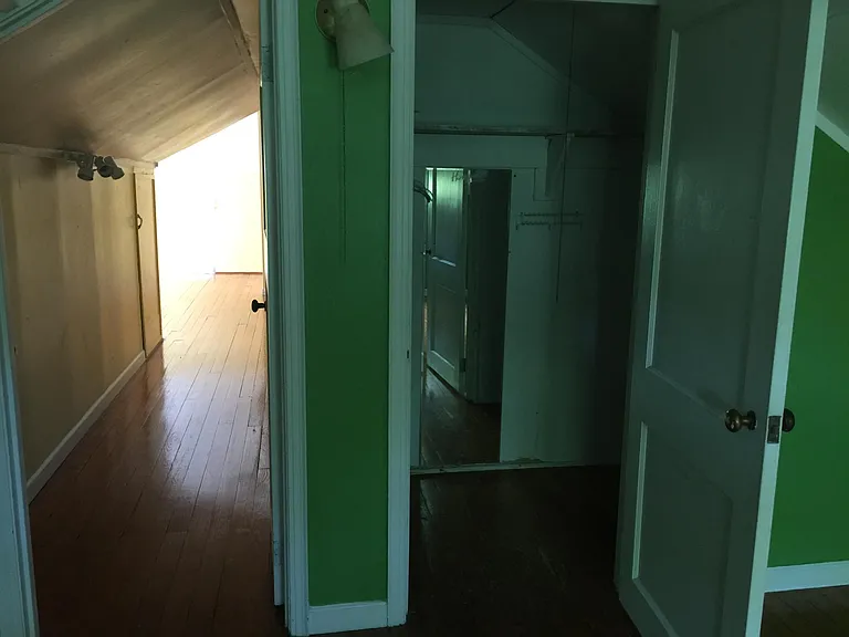 225 Wiltshire Blvd — Photo 25