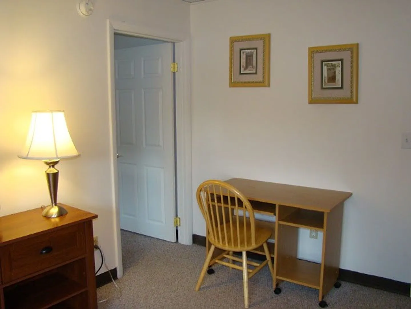383 College Street — Photo 4