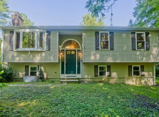 288 Fisk Rd, Hardwick, MA 01082