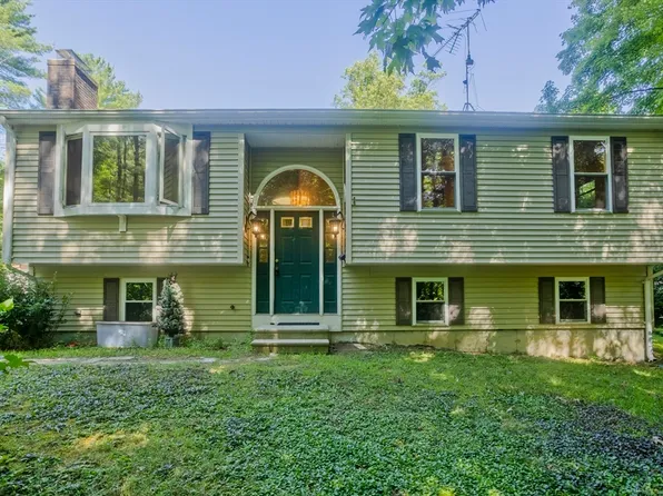 288 Fisk Rd, Hardwick, MA 01082