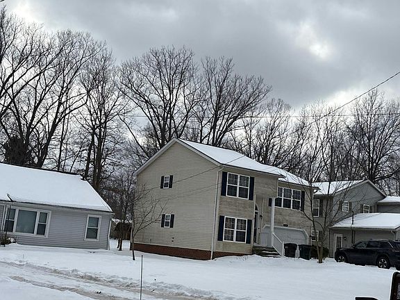 3rd image of 1175 Bryce Ave
