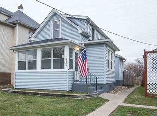 927 S Michigan Ave, Davenport, IA 52802