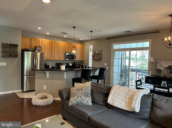 350 W Elm St Suite 3206, Conshohocken, PA 19428