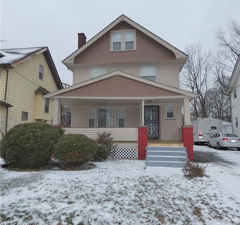 1st image of 12338 Castlewood Ave
