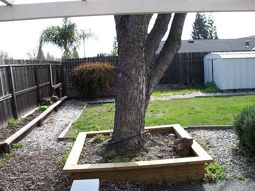 4th image of 2390 Glacier Dr
